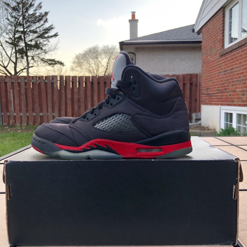Air Jordan Retro 5